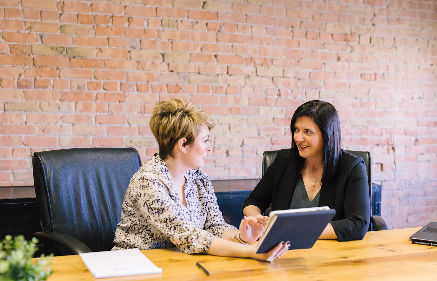 Recruiter and candidate reviewing profiles together during an interview
